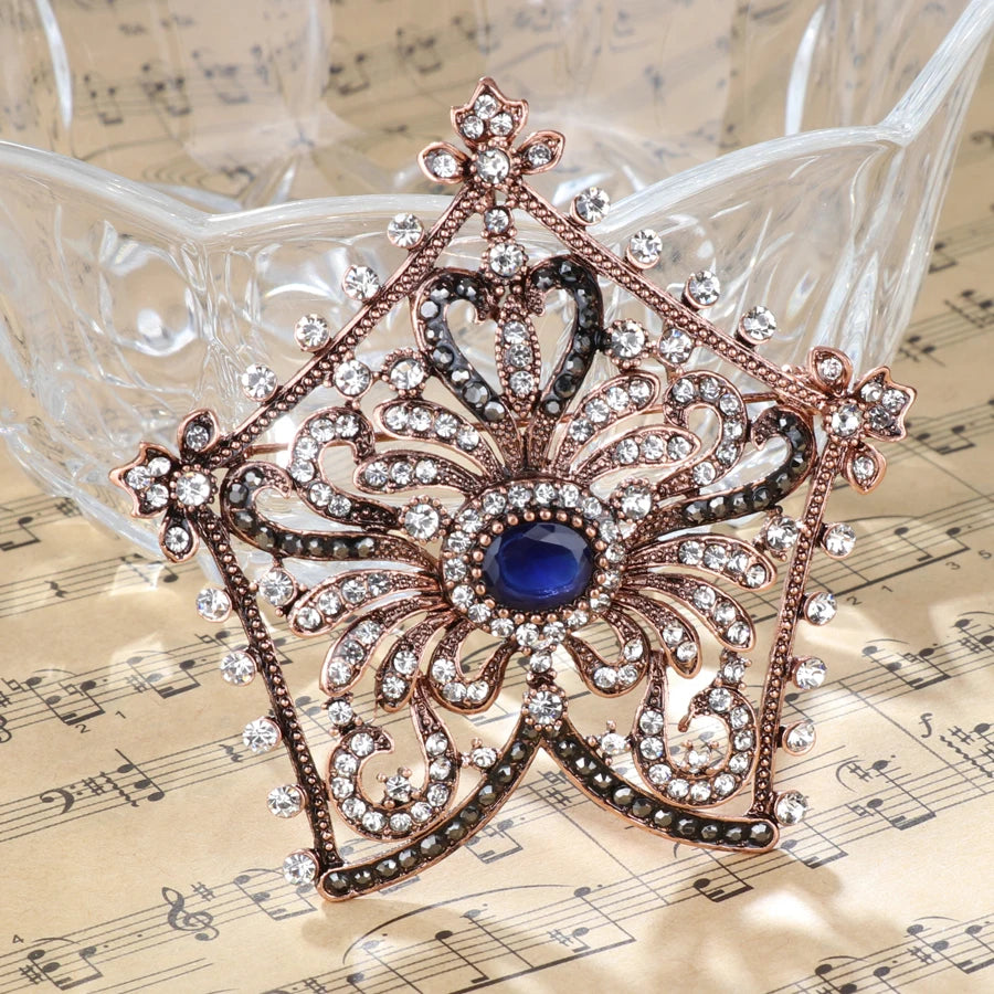 Hollow Brooches for Women Turkish Acessorios Antique Gold Crystal Women Day Pentagram Vintage Jewellery New Arrival