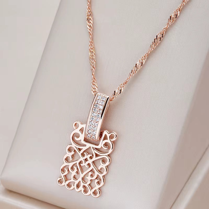 Square Rose Gold Pendant Necklace for Women with Vintage Natural Zircon Glossy Metal Necklace Trend Daily Jewelry
