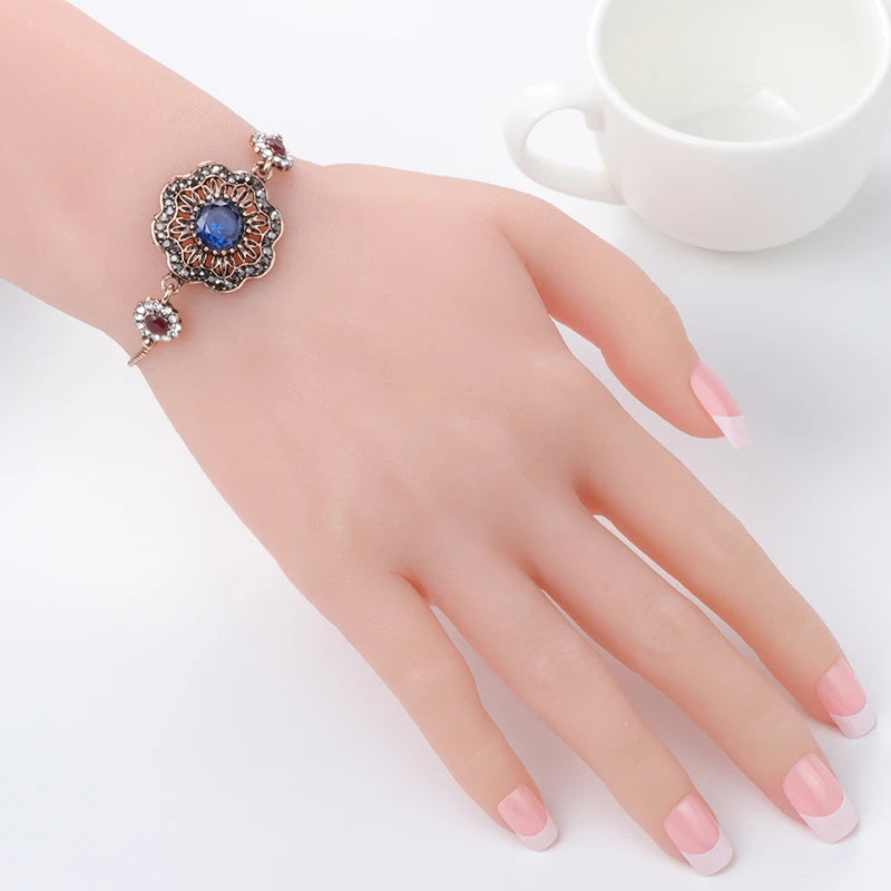 Luxury Gray Crystal Flower Bracelet for Women Antique Gold India Bracelets Adjustable Length Vintage Wedding Jewelry