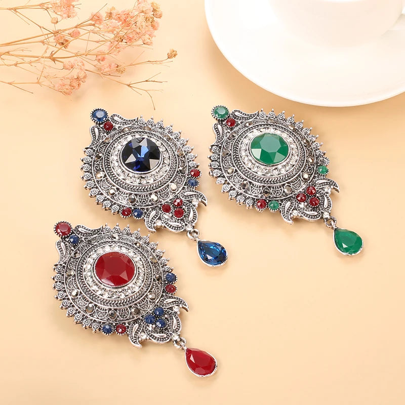 Boho Tibetan Silver Green Crystal Flower Brooch Pins Metal Scarf Clothing Christmas Gift Banquet Vintage Wedding Jewelry