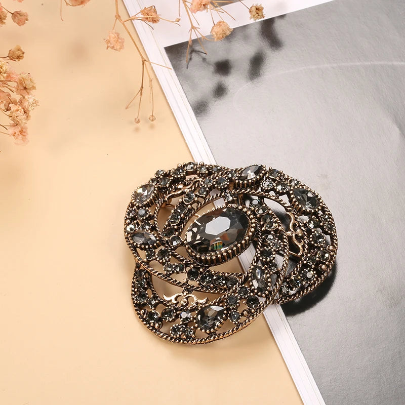 Fashion Gray Crystal Flower Women Big Brooch Drop Zircon Ethnic Banquet Vintage Jewelry Hijab Caftan Accessories